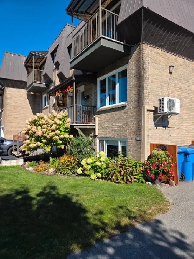 Logement 41/2 à louer secteur Repentigny. Image# 1