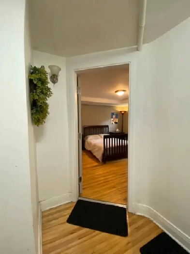 2 1/2 à louer TOUT INCLUS Image# 1