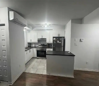 Appartement 3 1/2, neuf avec electros! Image# 1