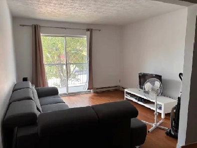 Reprise de bail – chambre disponible en colocation 4 1/2 Image# 1