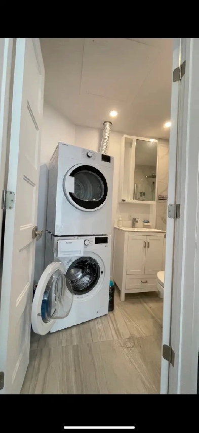 Downtown Studio Image# 1