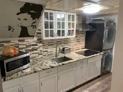 Merivale & Meadowlands room for rent Image# 1