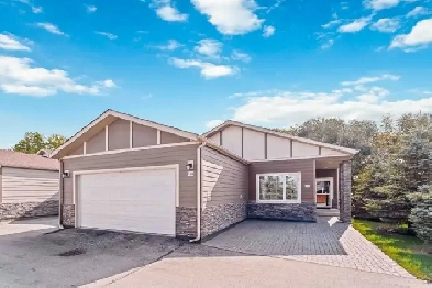 RIVER PARK SOUTH - BUNGALOW CONDO - END UNIT Image# 3