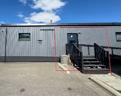 Office & Showroom Space for Rent – NE Calgary Image# 1