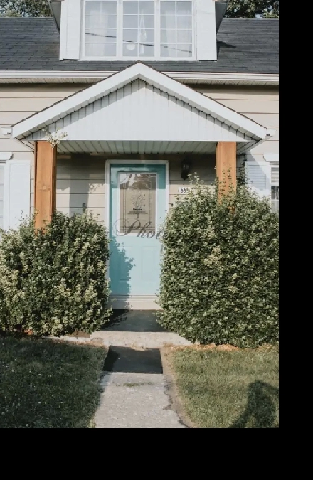 ✨ Local de barbier / esthétique à louer – Vieux-Terrebonne ✨ Image# 1