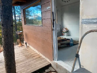 Small Off grid cabin Image# 1