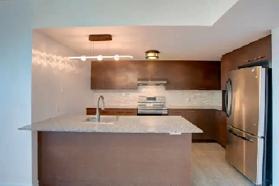 Condo à louer Image# 1