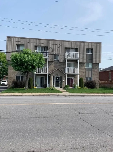 4 1/2 IN SAINT JEAN SUR RICHELIEU AVAILABLE IMMEDIATELY Image# 1