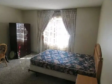 Room for rent with washroom Image# 1