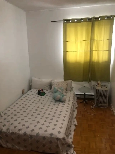 Chambre privée à louer Private Room for Rent Image# 1