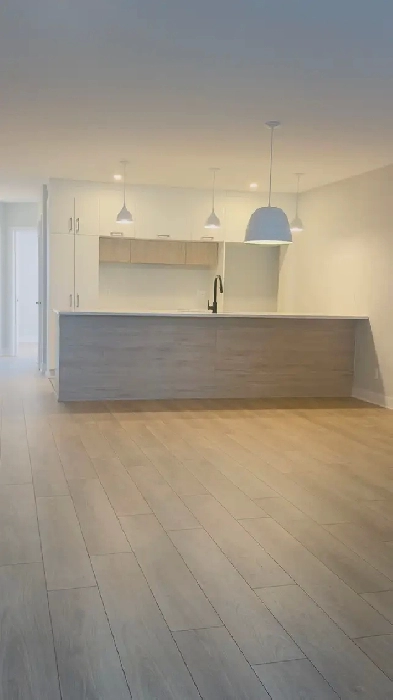 magnifique condo à louer pour OCtobre Image# 7