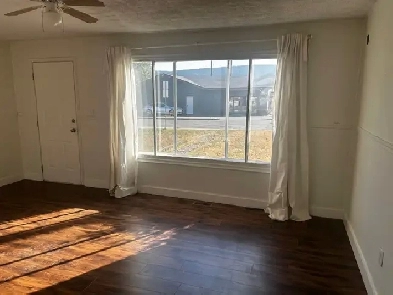 2 Bedroom Duplex Image# 5