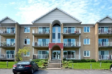 Condo 2 et1/2 a louer Image# 1