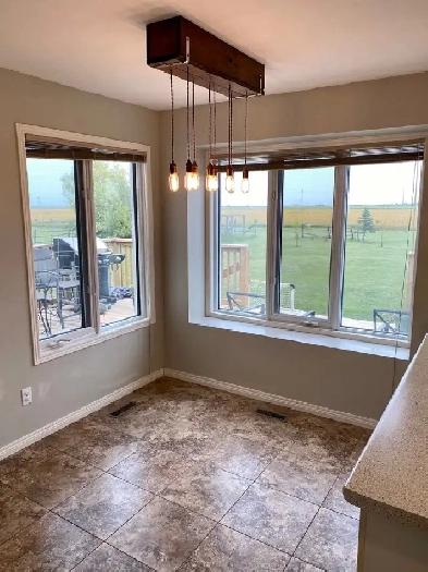 Beautiful House on Large Property on McGillivray For Mid Nov Image# 1