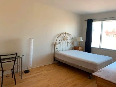 Chambre a louer TOUT INCLUS, Room for rent ALL INCLUDED BROSSARD Image# 1