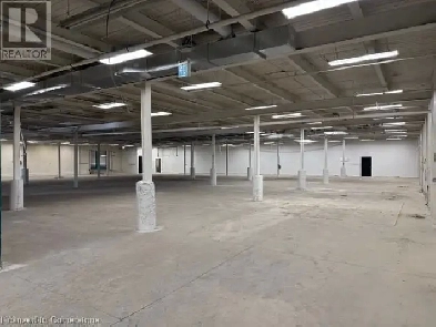 Storage Units for Rent – 400-3600 SF  | 1st Month FREE! Image# 2