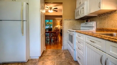 Detached 3 Bed, 1.5 Bath - Home for rent Available Nov 1, 2025 Image# 1