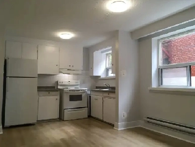 Nov 1 - Two bed - Keele and Eglinton Image# 1