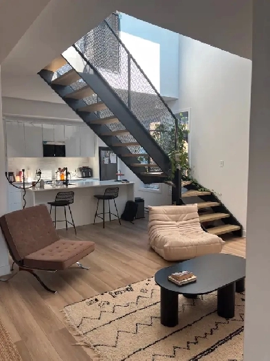 Magnifique loft mezzanine - Petite-Italie Image# 1