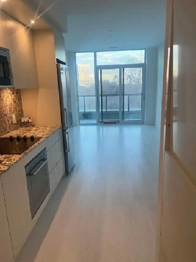 Luxurious Huge 1 Bdrm Condo For Rent In Posh Area In North York Image# 1