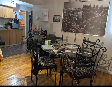 lumineux 3 1/2 disponible 1 Octobre Image# 1