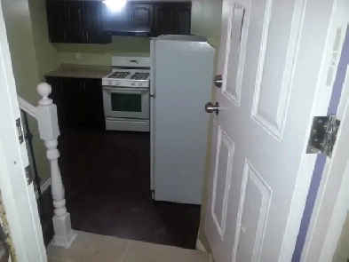 1 Bed 1 Bath Apartment Image# 1