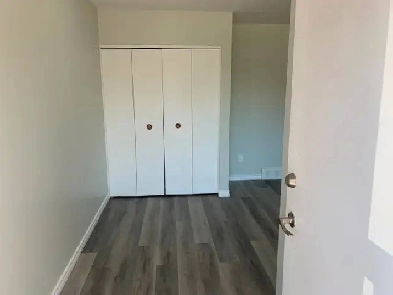 3-Bdrm Main floor for Rent-SE Guildwood Estates (Heron/Walkley) Image# 1