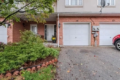 Beautiful Freehold Townhome for Sale! Image# 1