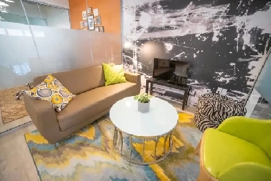 Small Meeting Room A – Intimate Space for Up to 4 People Image# 1