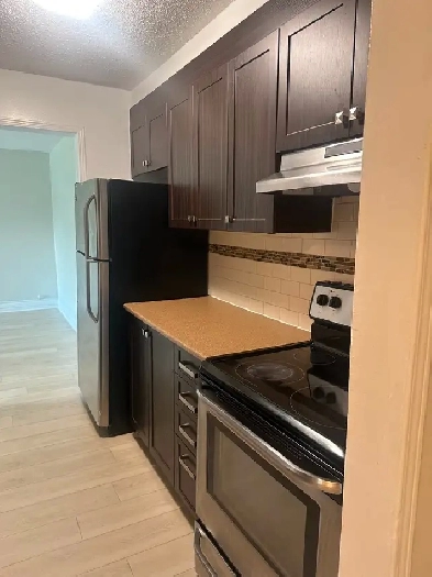 Multiple Units Available – 3.5 & 4.5 Apartments Image# 1