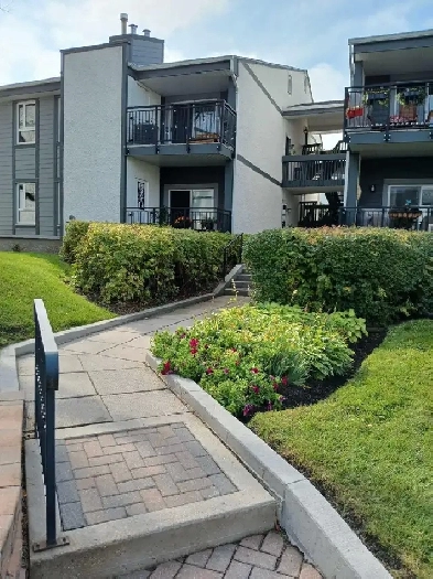BEAUTIFUL SOUTH TUXEDO CONDO EXTENSIVE RENOVATION Image# 8