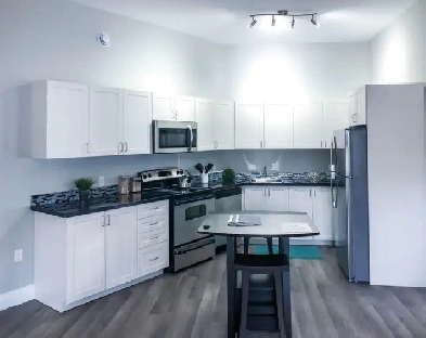 Spacious 2-Bedroom Suite at 6Thirty – $2,195/Month Image# 5