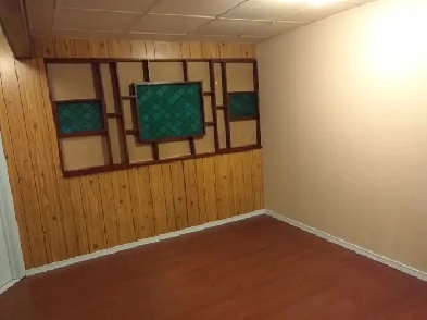 Bedroom in basement suite for rent Image# 1