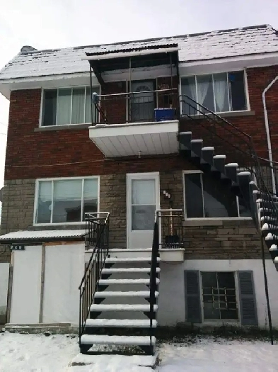 Pont Viau, 4 ½ moderne, proche de tout ,occupation immédiate! Image# 1