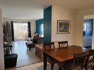 Style Condo 4 1/2 secteur tranquille Image# 1