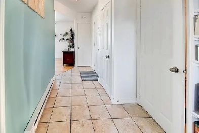 GRAND ET PROPRE 4 et demi Image# 1