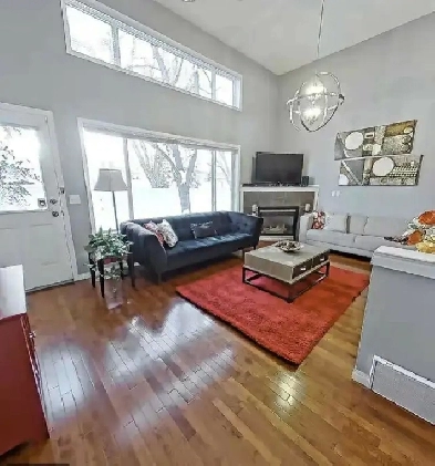 3-bedroom, 2-bathroom townhouse is for rent in Harvest Hills NW Image# 1