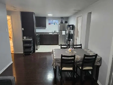 Private rooms for rent for females Image# 1