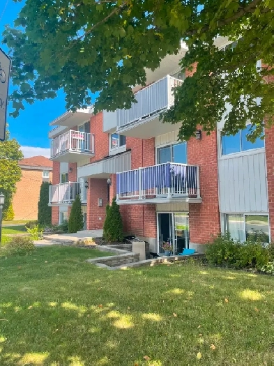 41/2 Logement au R.C. libre 1er octobre 2025 Image# 1