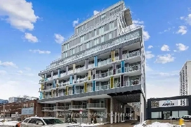 Bright and spacious condo, moments from Davisville station! Image# 1
