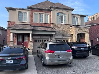 room available for girls(sharing-400)-Airport Image# 1