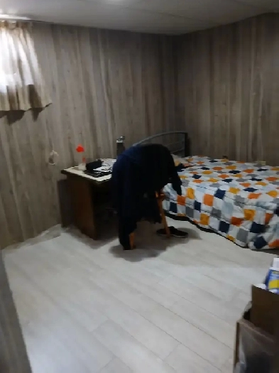 $400 Sharing room for rent - male student only Image# 1
