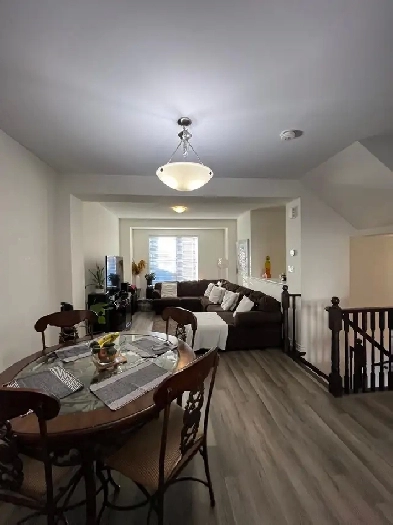 New Stunning 4 Bedroom Town House for rent Image# 1