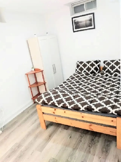Fully Furnished 2 Bedroom Basement for Short term rental! Image# 1