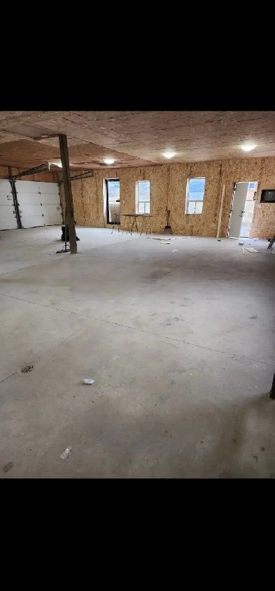Campbellville / Milton / 5 BEDROOM HOME ON 2 ACRES & WORKSHOP Image# 8