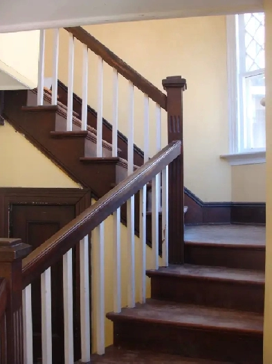 Furnished Room in Century Home: King Bed or Queen Bed All Inc.