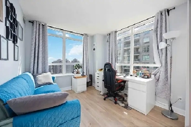 Newly renovated 2 bedroom 2 bathroom condo at 18 Harrison Garden Image# 1