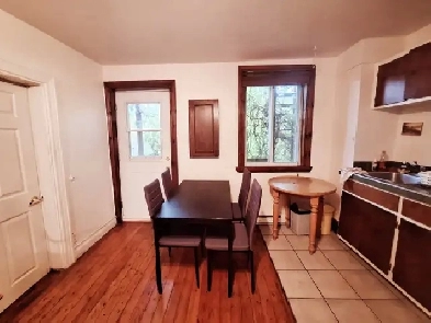 6 mois du 1er nov-1er mai. 41/2, 2 ch. 1 min metro Charlevoix Image# 1