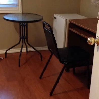 Downtown 253 Austin street N . A BIG MASTER ROOM  for rent Image# 1