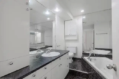 Big 5 1/2 apartment for rent Image# 1